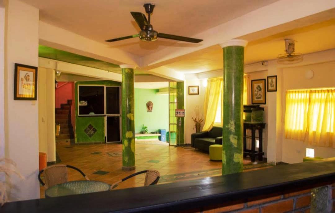 Hostel Green Light Taganga Extérieur photo