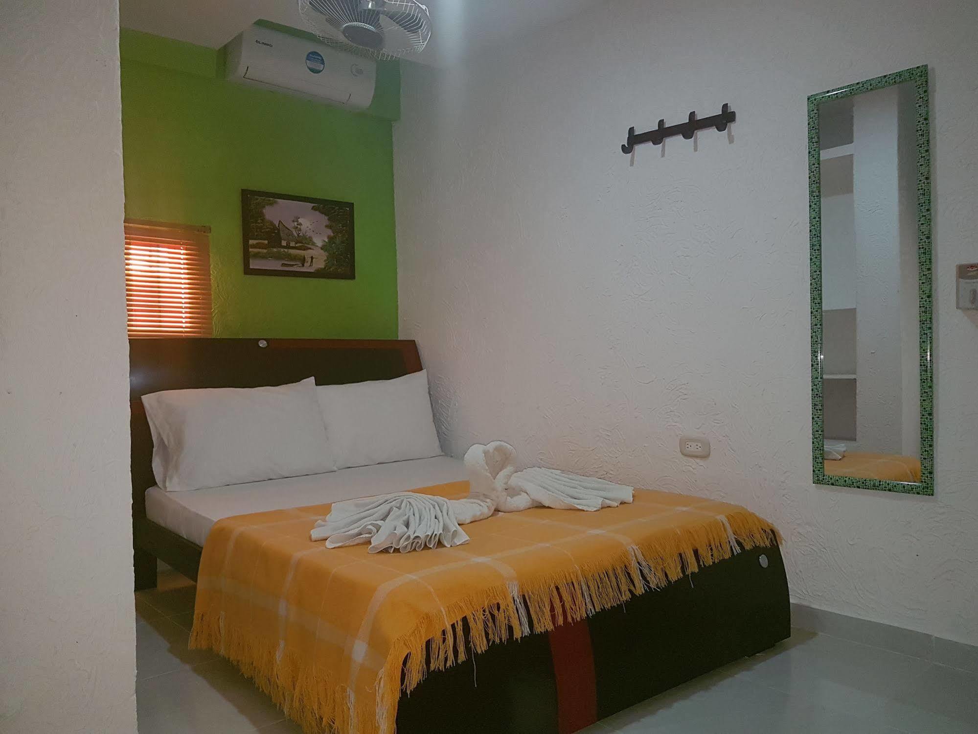 Hostel Green Light Taganga Extérieur photo